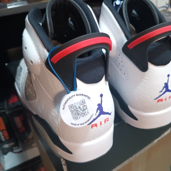 Jordan Retro Sneakers in Grey, White & Black with Purple Accents main image 4